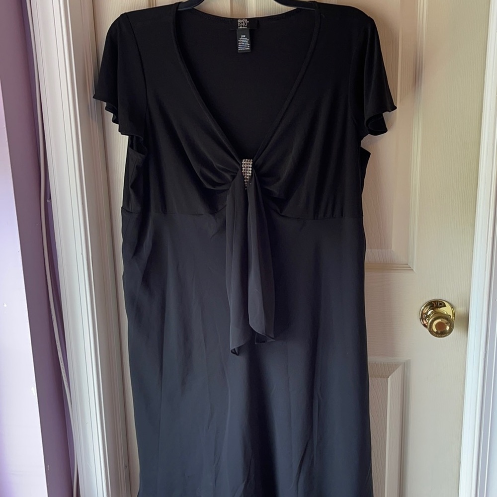 Women’s dress size 20